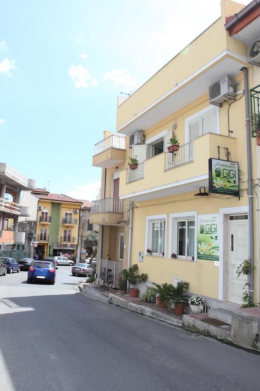 Bed And Breakfast Gigi Фурчі-Сікуло Номер фото